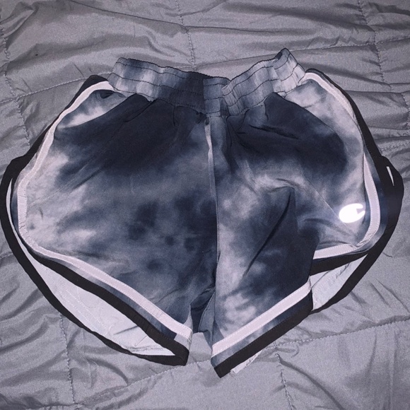 Clothes - Picture 11 of 11